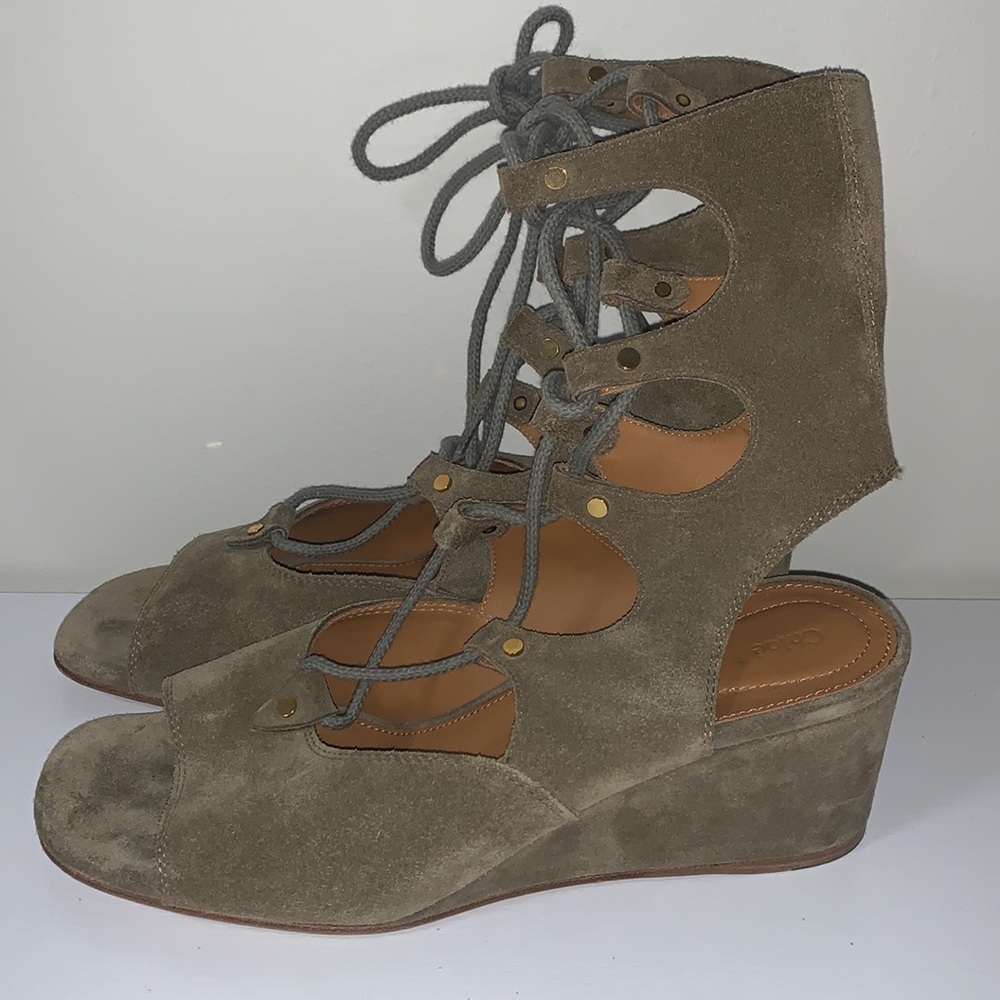 CHLOÈ FOSTER Beige Suede Gladiator Wedge Sandal - Picture 4 of 12